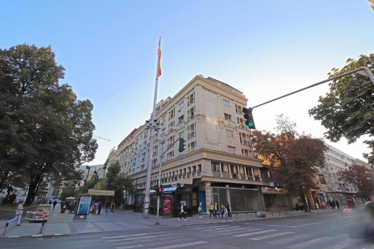 Fantazy Apartment Main Square Skopje Exterior photo