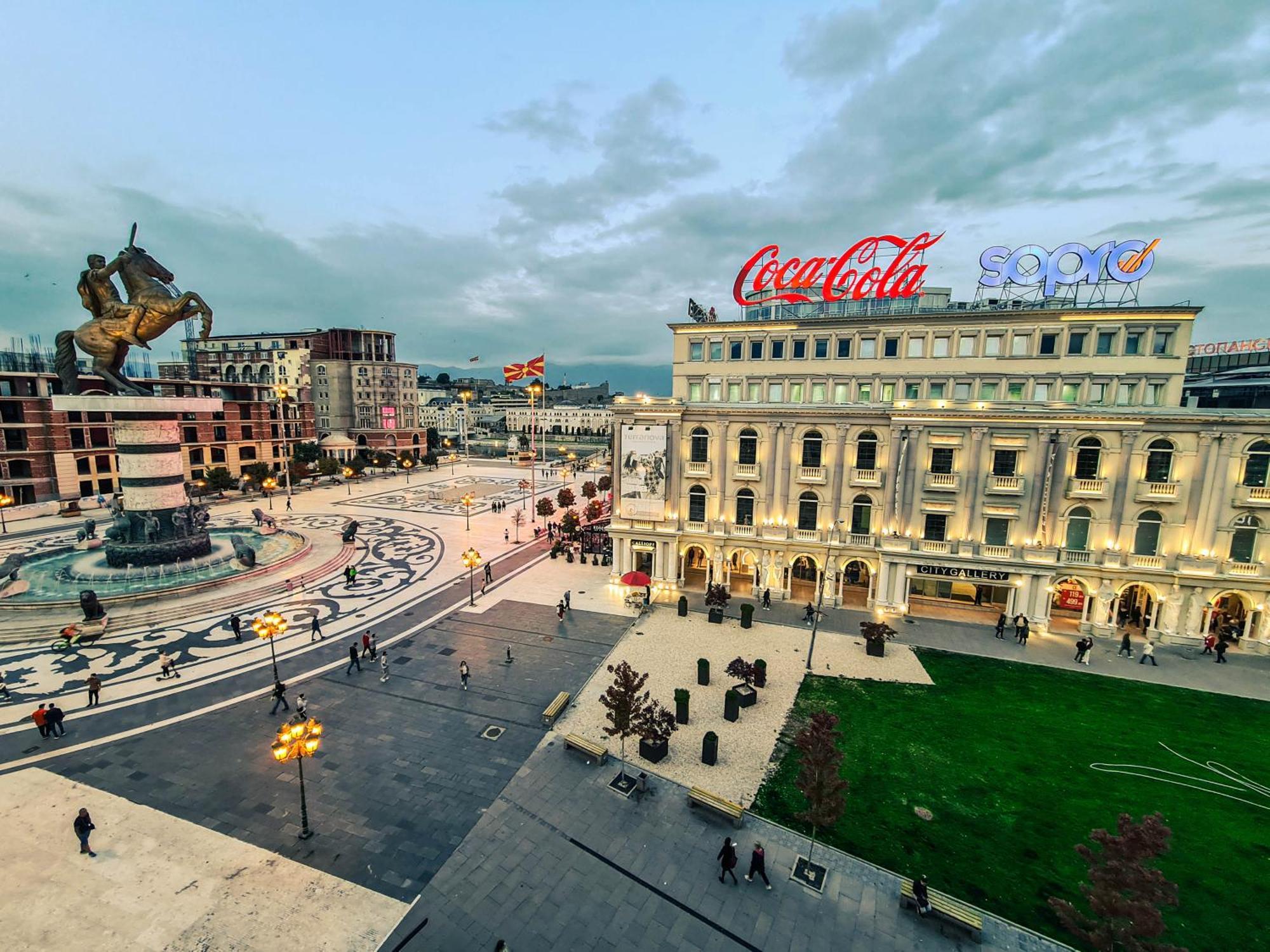 Fantazy Apartment Main Square Skopje Exterior photo